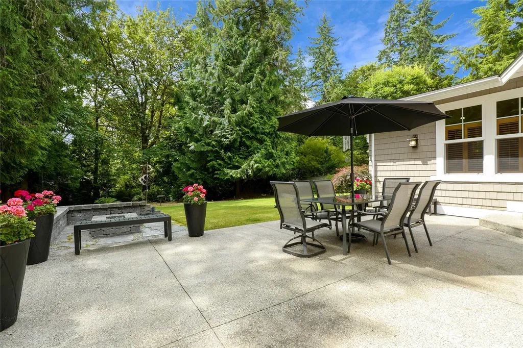 2204 155th Street NW Gig Harbor WA 98332