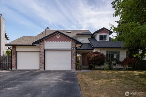 544 SW Muzzall Street Oak Harbor WA 98277