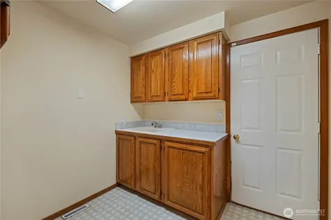 544 SW Muzzall Street Oak Harbor WA 98277