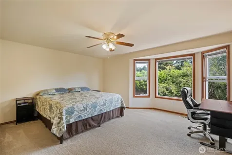 544 SW Muzzall Street Oak Harbor WA 98277
