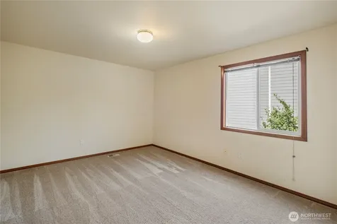 544 SW Muzzall Street Oak Harbor WA 98277