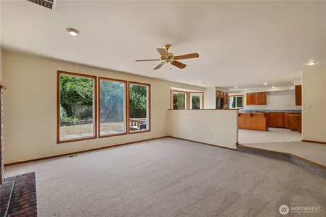 544 SW Muzzall Street Oak Harbor WA 98277