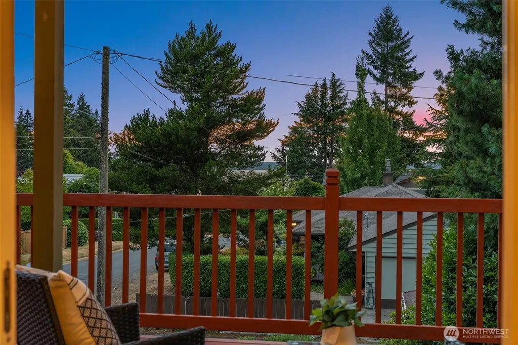 12703 4th Avenue NW Seattle WA 98177