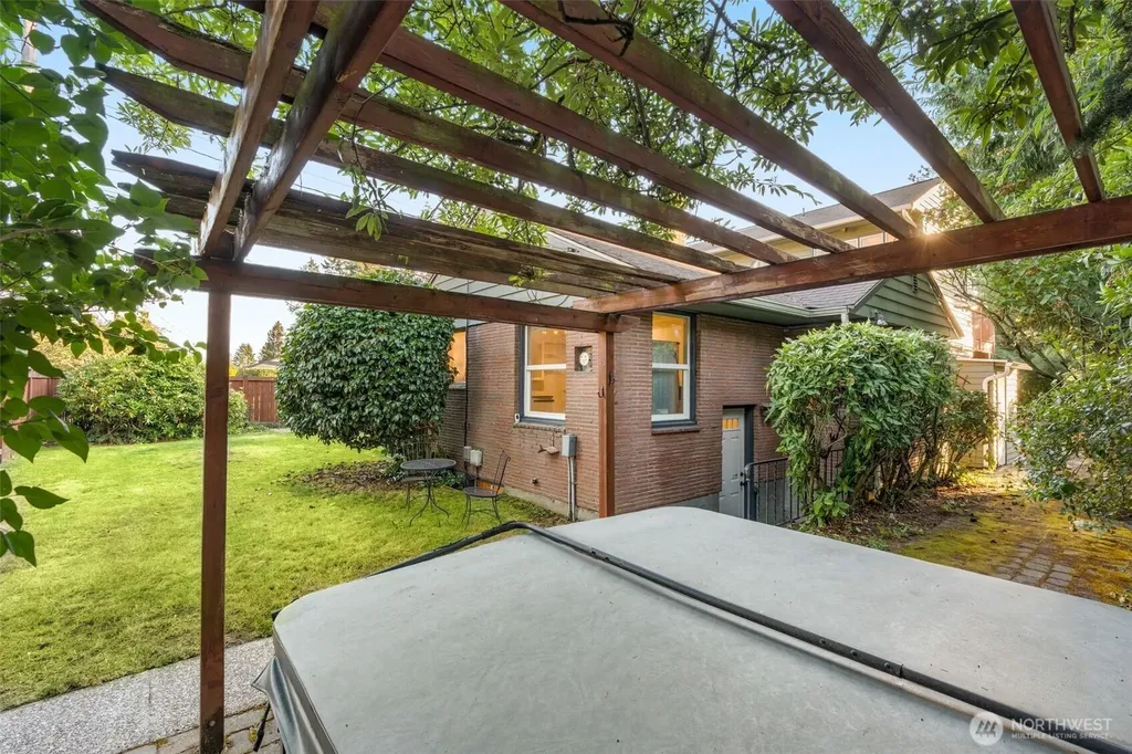 12703 4th Avenue NW Seattle WA 98177