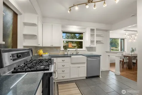 12703 4th Avenue NW Seattle WA 98177