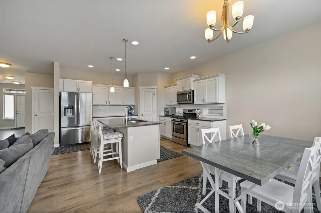 16028 77th Avenue Ct E Puyallup WA 98375