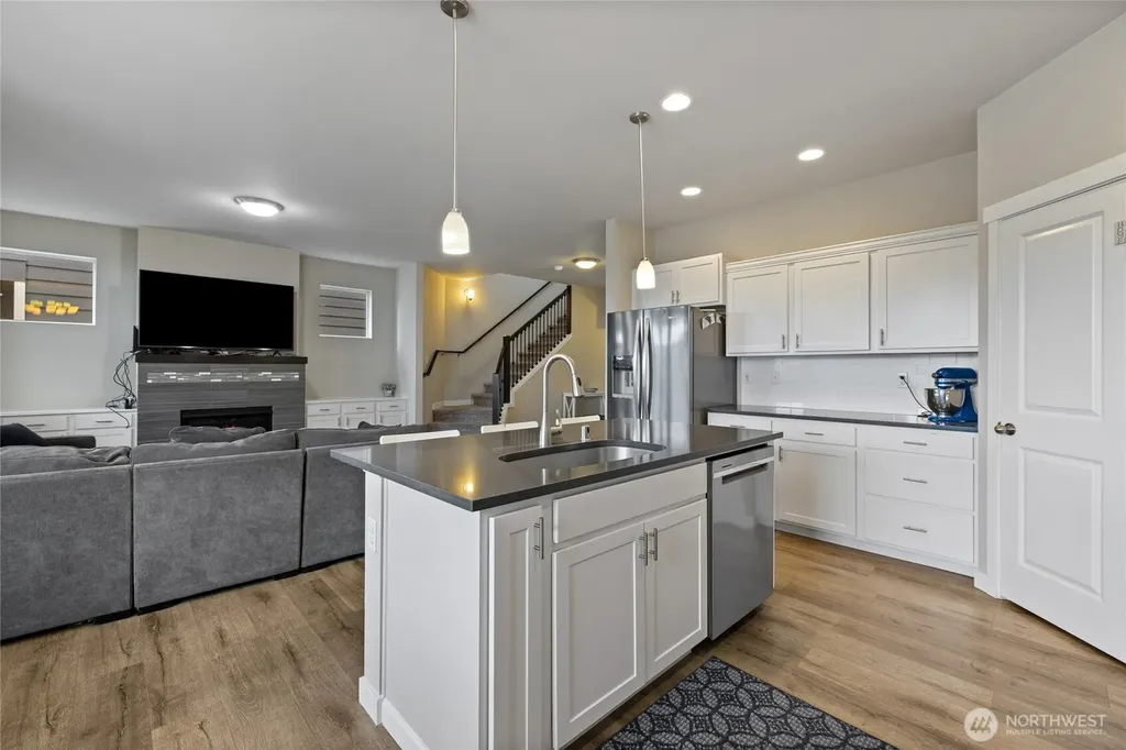 16028 77th Avenue Ct E Puyallup WA 98375
