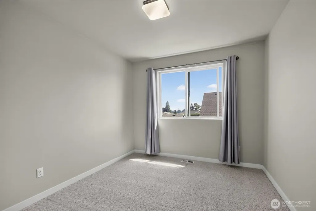 3526 164th Place SW Lynnwood WA 98037