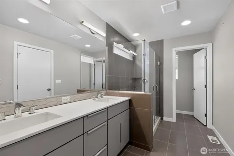 3526 164th Place SW Lynnwood WA 98037