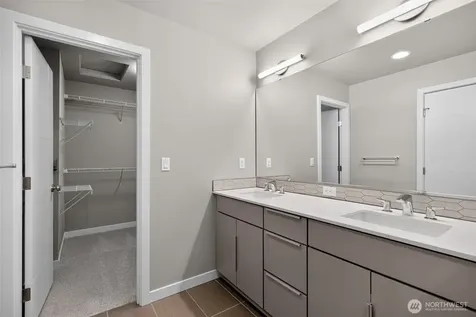 3526 164th Place SW Lynnwood WA 98037