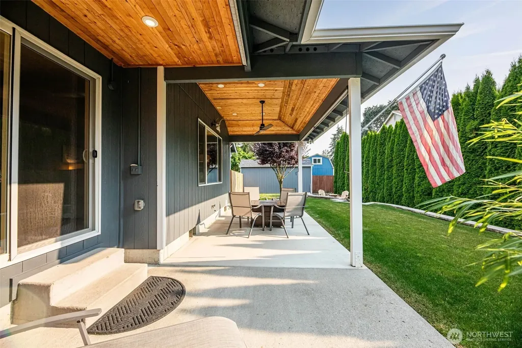 13112 5th Avenue E Tacoma WA 98445
