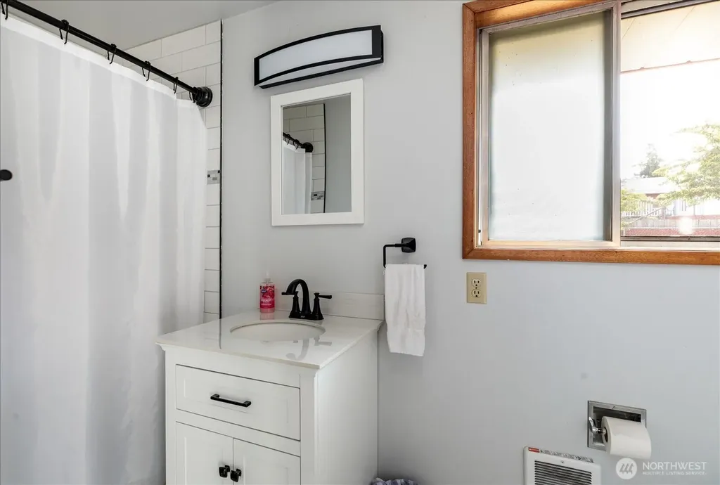 532 SE Pasek Street Oak Harbor WA 98277