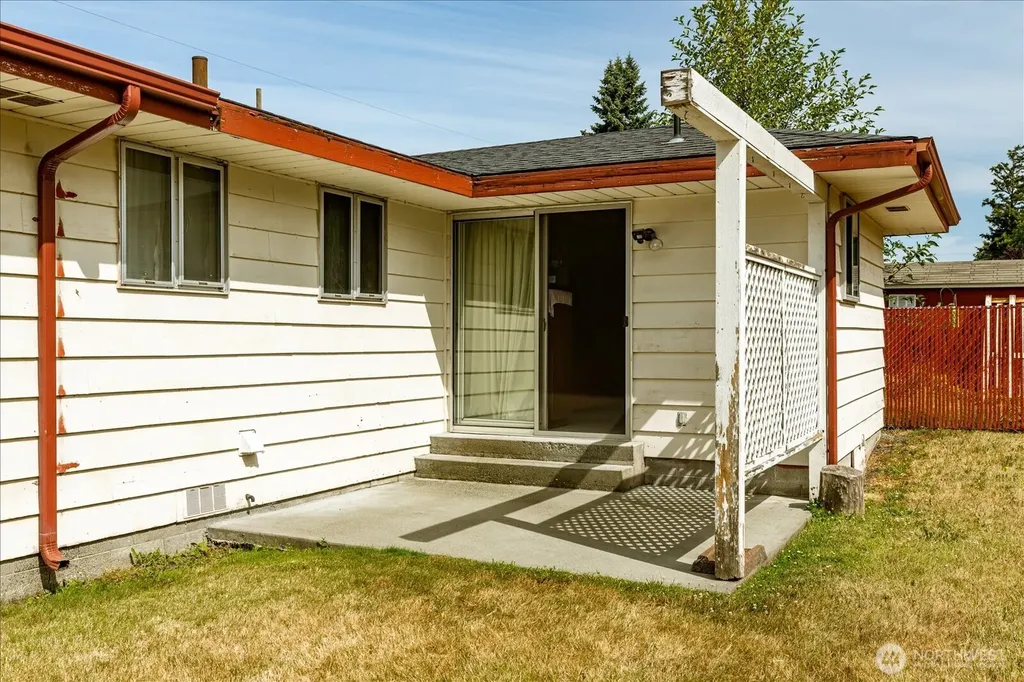 532 SE Pasek Street Oak Harbor WA 98277