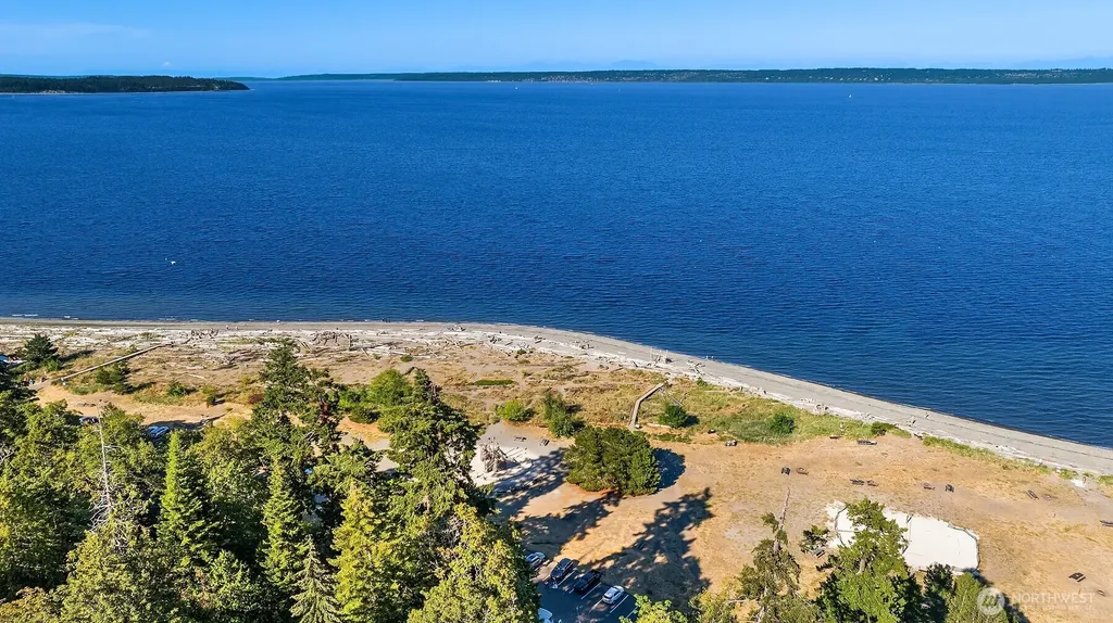 13874 Lavigne Court NE Bainbridge Island WA 98110