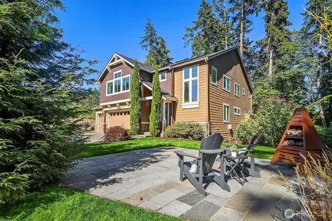 13874 Lavigne Court NE Bainbridge Island WA 98110
