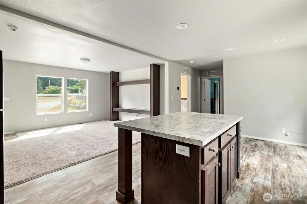 4341 Noisy Circle Oak Harbor WA 98277