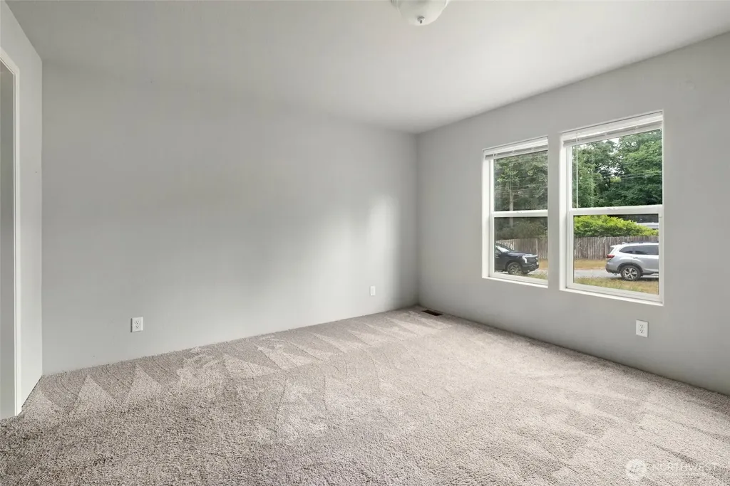 4341 Noisy Circle Oak Harbor WA 98277