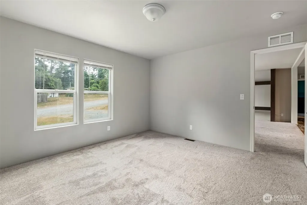 4341 Noisy Circle Oak Harbor WA 98277