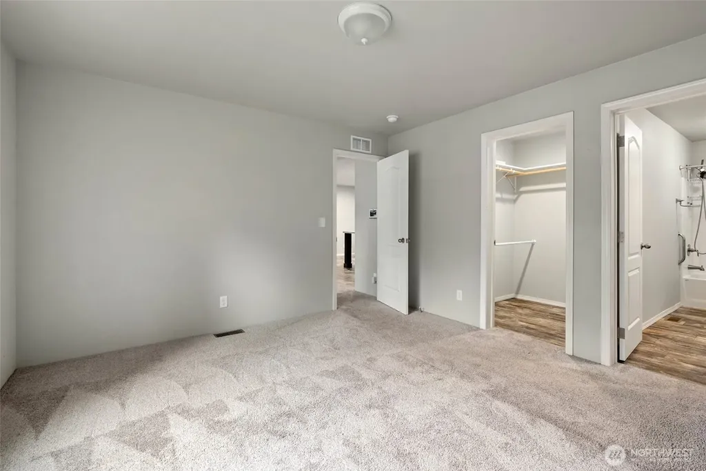 4341 Noisy Circle Oak Harbor WA 98277