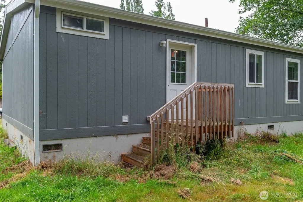 4341 Noisy Circle Oak Harbor WA 98277