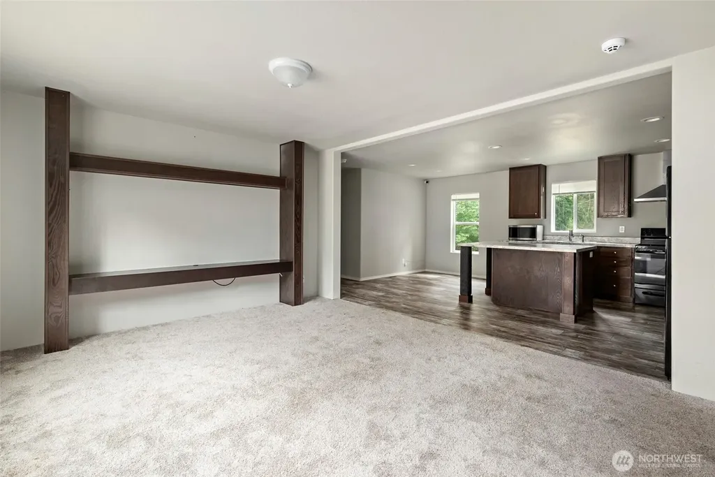 4341 Noisy Circle Oak Harbor WA 98277