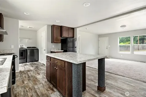 4341 Noisy Circle Oak Harbor WA 98277