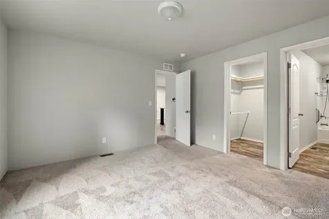 4341 Noisy Circle Oak Harbor WA 98277