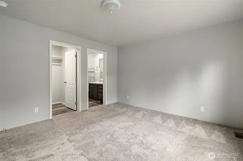 4341 Noisy Circle Oak Harbor WA 98277