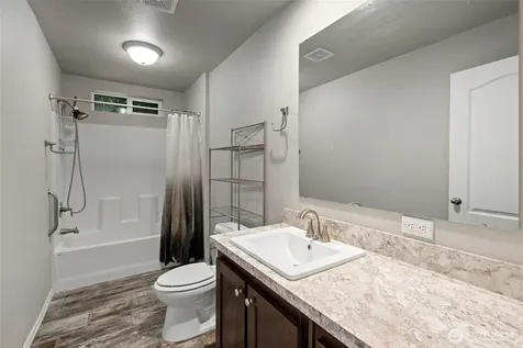 4341 Noisy Circle Oak Harbor WA 98277