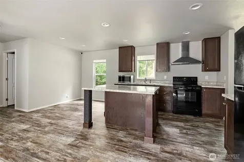 4341 Noisy Circle Oak Harbor WA 98277