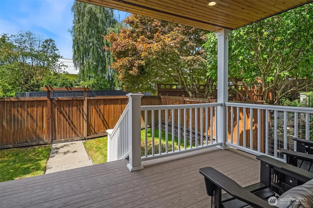 6302 15th Avenue NE Seattle WA 98115