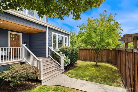 6302 15th Avenue NE Seattle WA 98115