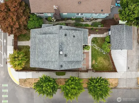 6302 15th Avenue NE Seattle WA 98115