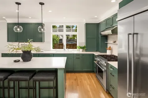 6302 15th Avenue NE Seattle WA 98115