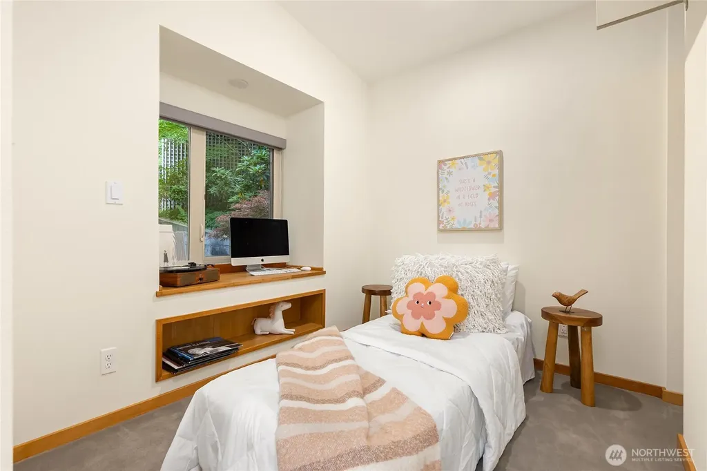 4089 Rockaway Beach Road NE Bainbridge Island WA 98110