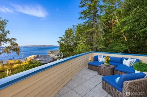4089 Rockaway Beach Road NE Bainbridge Island WA 98110