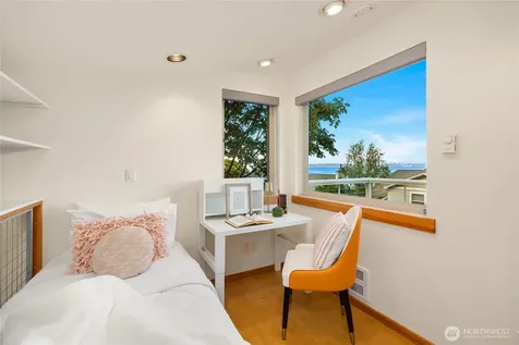 4089 Rockaway Beach Road NE Bainbridge Island WA 98110