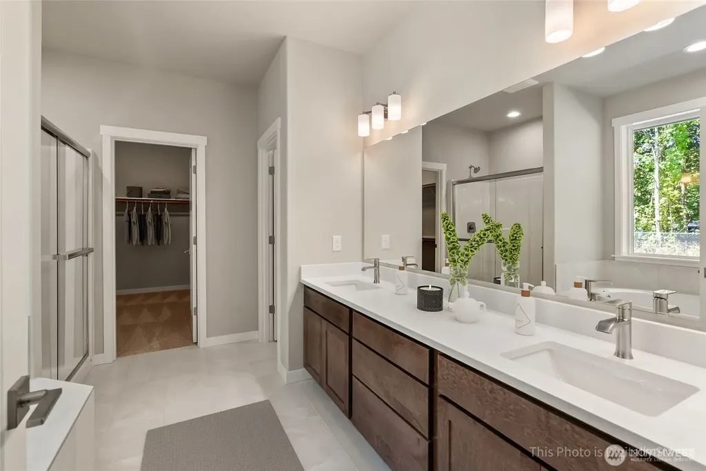 7341 Mirasett Street SW Tumwater WA 98512