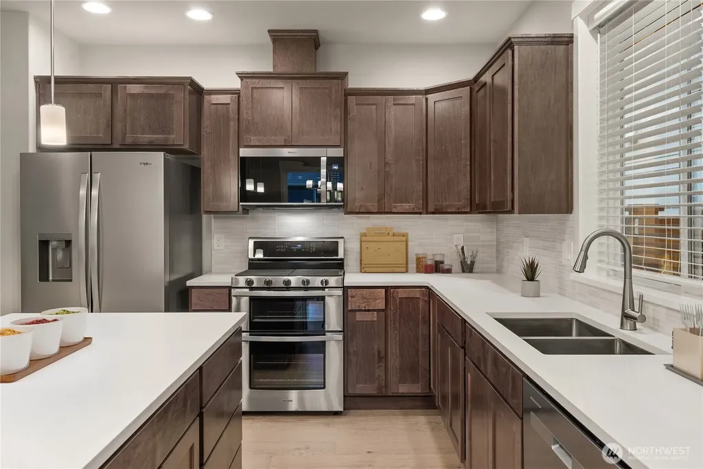 7341 Mirasett Street SW Tumwater WA 98512