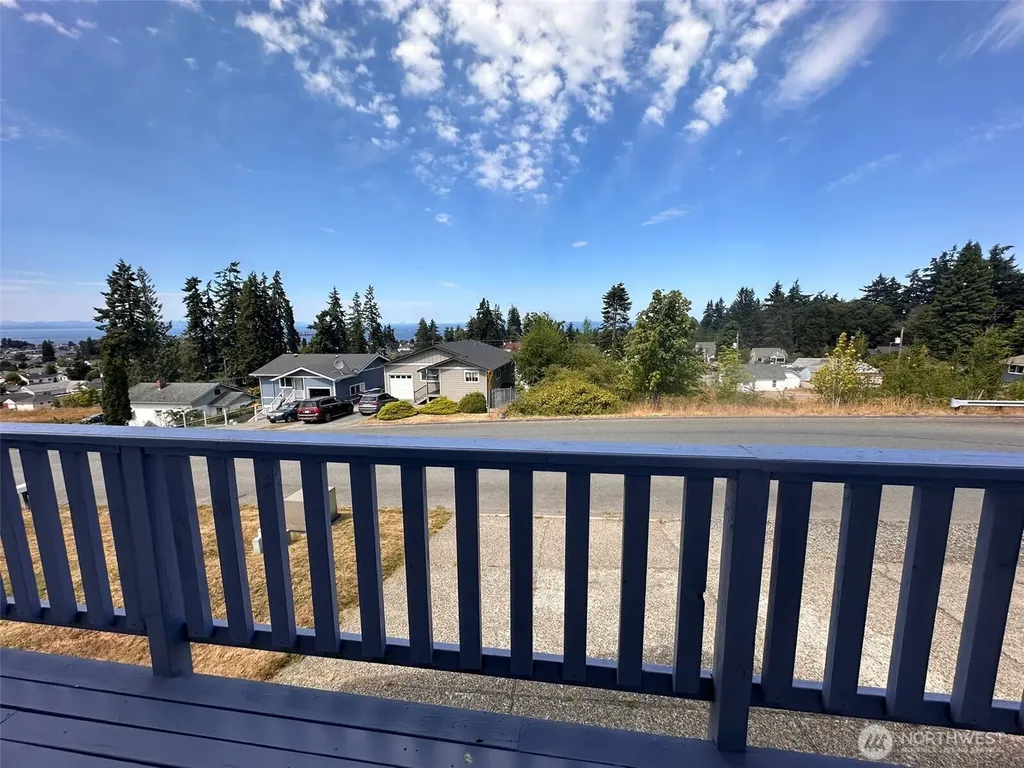 506 S Ennis Street Port Angeles WA 98362
