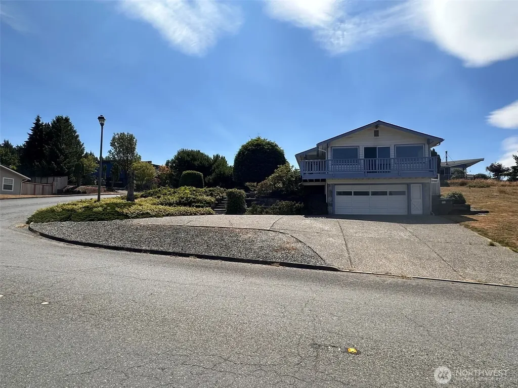 506 S Ennis Street Port Angeles WA 98362