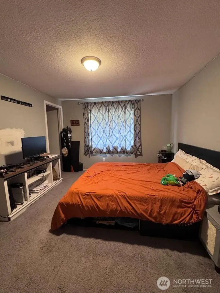 1990 Whitetail Lane Woodland WA 98674