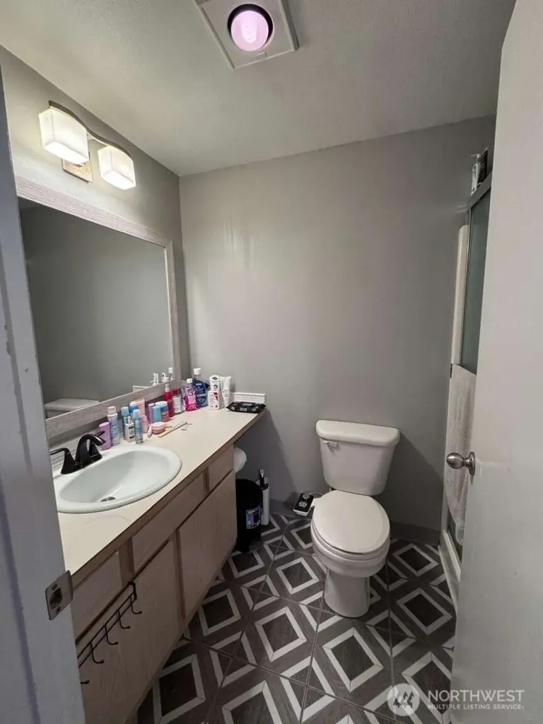 1990 Whitetail Lane Woodland WA 98674