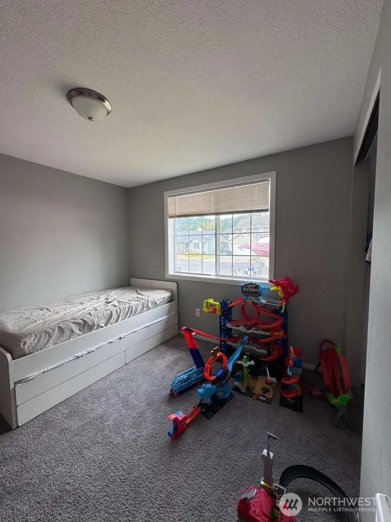 1990 Whitetail Lane Woodland WA 98674
