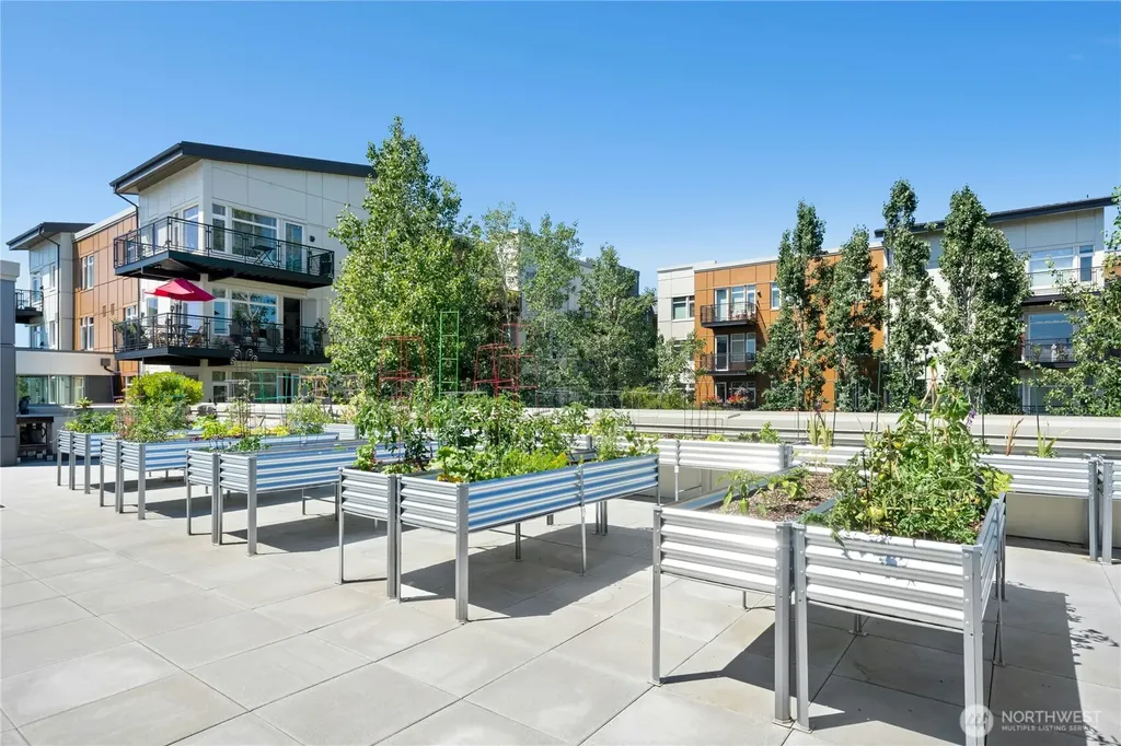 15100 6th Avenue SW Burien WA 98166