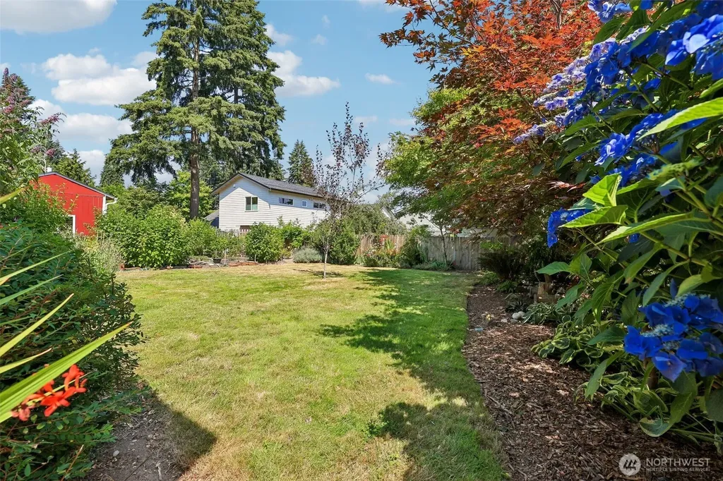 11746 22nd Avenue NE Seattle WA 98125