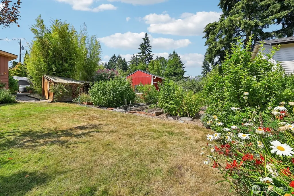 11746 22nd Avenue NE Seattle WA 98125