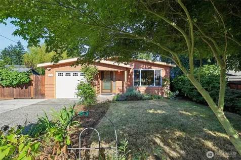 11746 22nd Avenue NE Seattle WA 98125