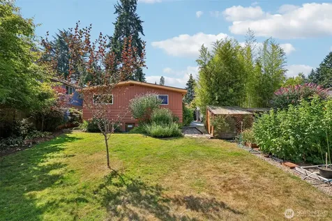 11746 22nd Avenue NE Seattle WA 98125