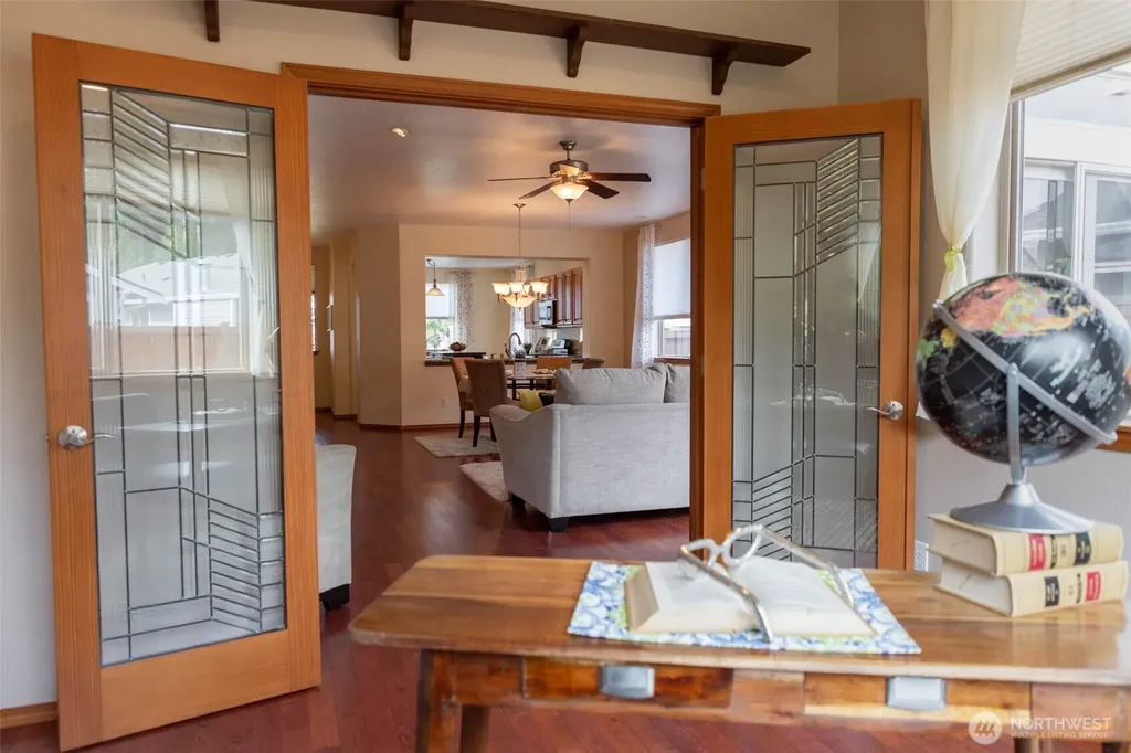 8646 Bainbridge Loop NE Lacey WA 98516